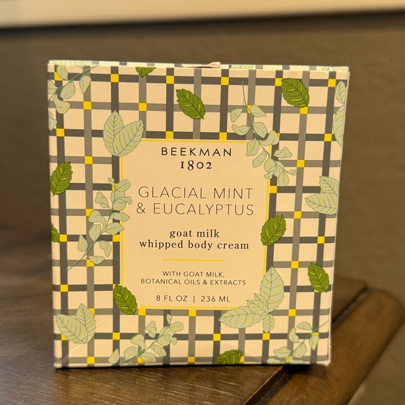 Beekman 1802 Glacial Mint + Eucalyptus Goat Milk Whipped Body Cream - Picture 2 of 2